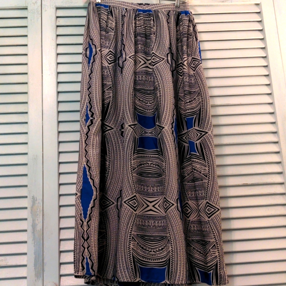Patterned Maxi Skirt